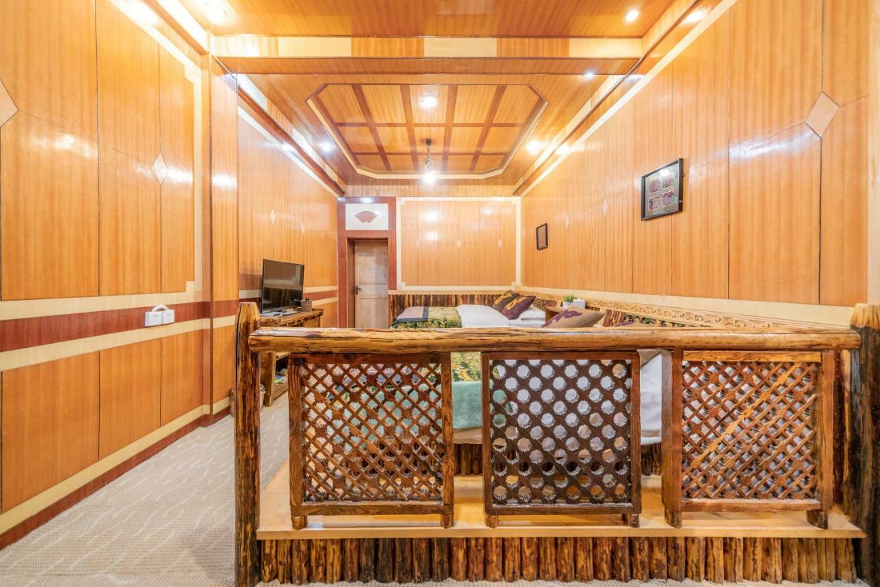 Home Away From Home Shangri-La Luaran gambar