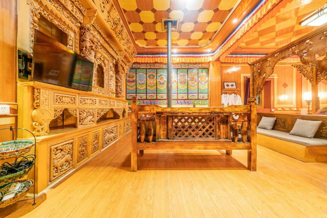 Home Away From Home Shangri-La Luaran gambar