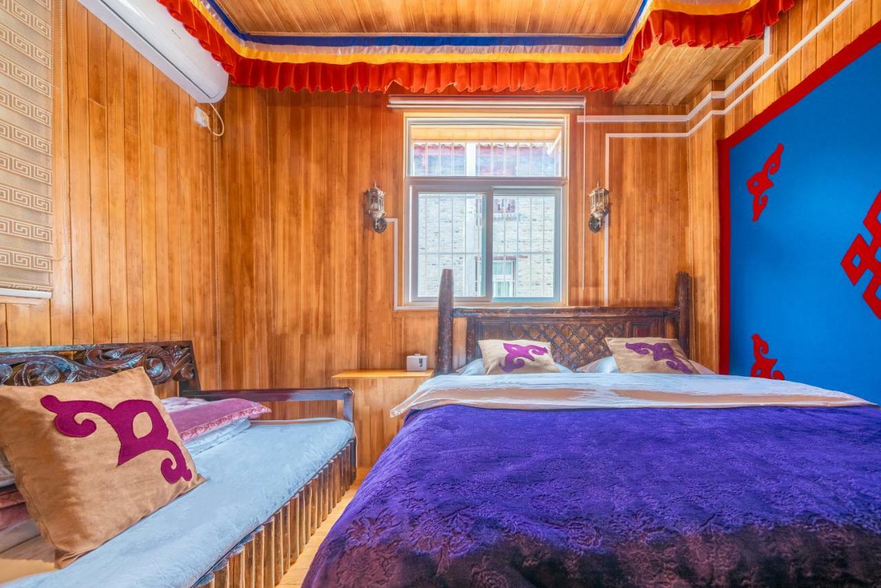 Home Away From Home Shangri-La Luaran gambar