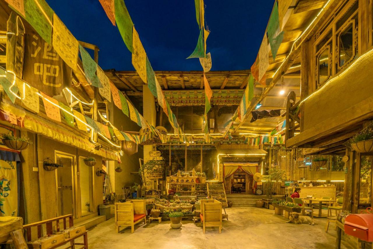 Home Away From Home Shangri-La Luaran gambar